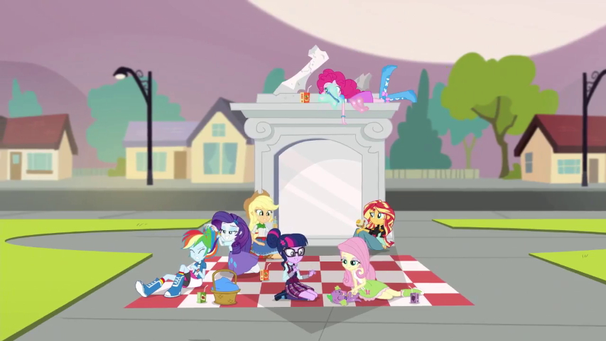 What is Rarity doing?