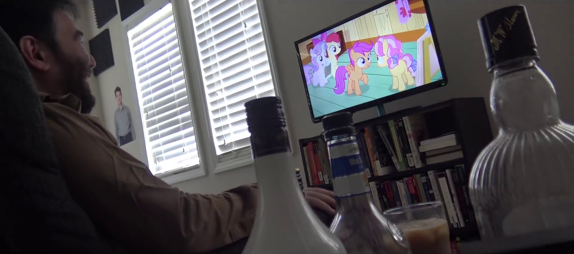 Screenshot from Munkey Jones Stops A School Shooting