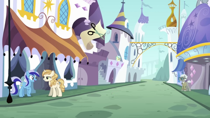 Cream pony